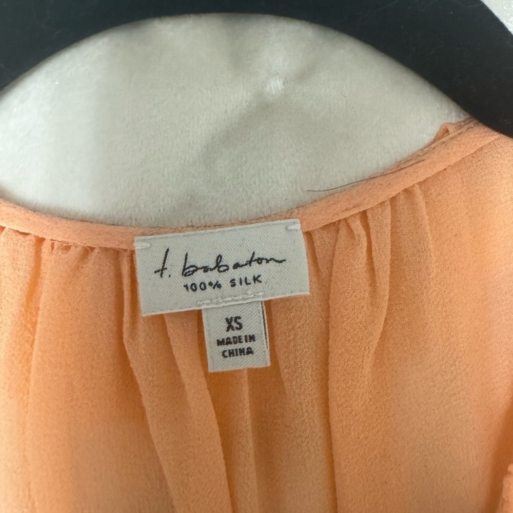 T.BABATON Aritzia pastel orange 100% silk blouse with buttons in size x-small - Picture 3 of 5
